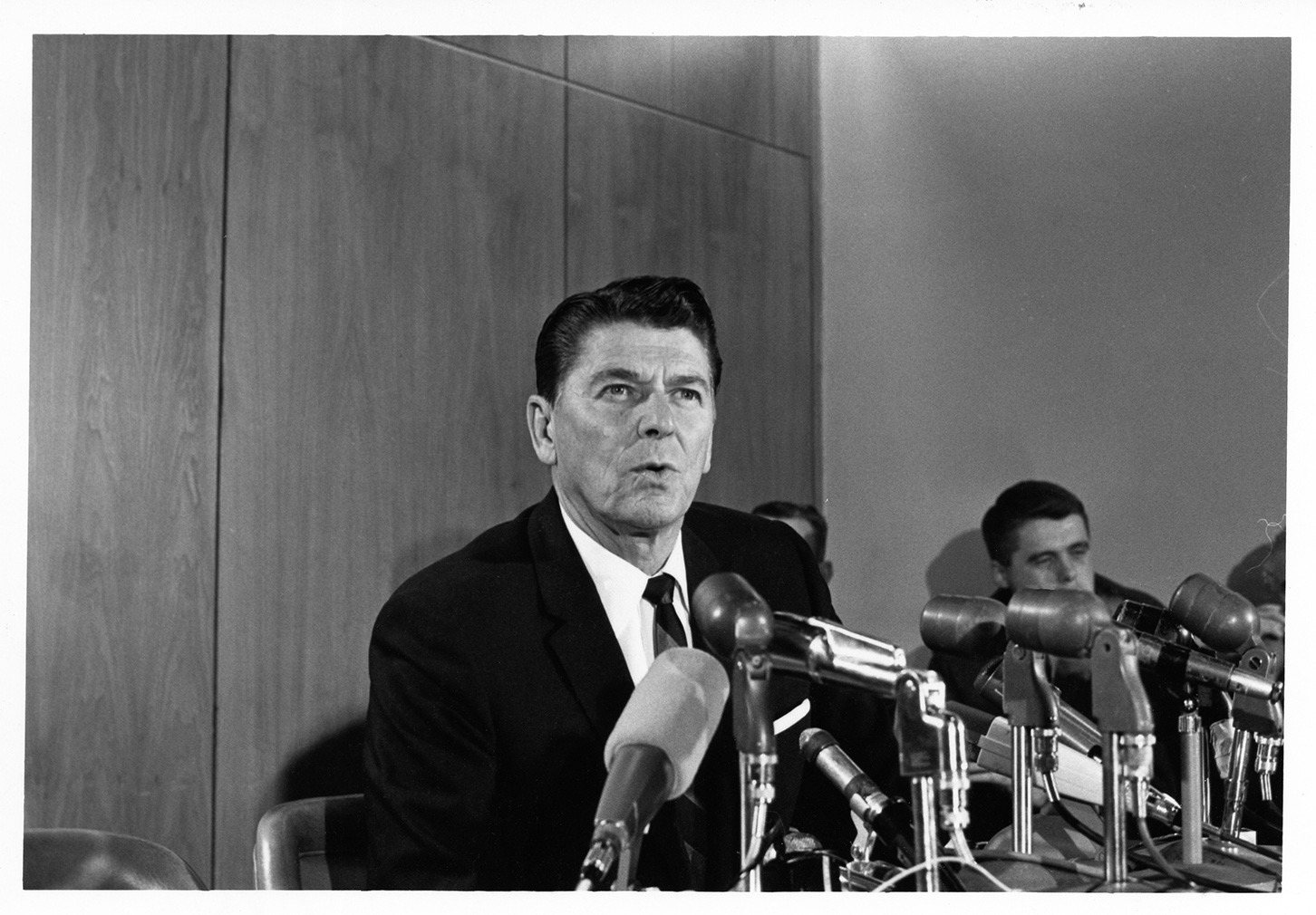 Governor press conference