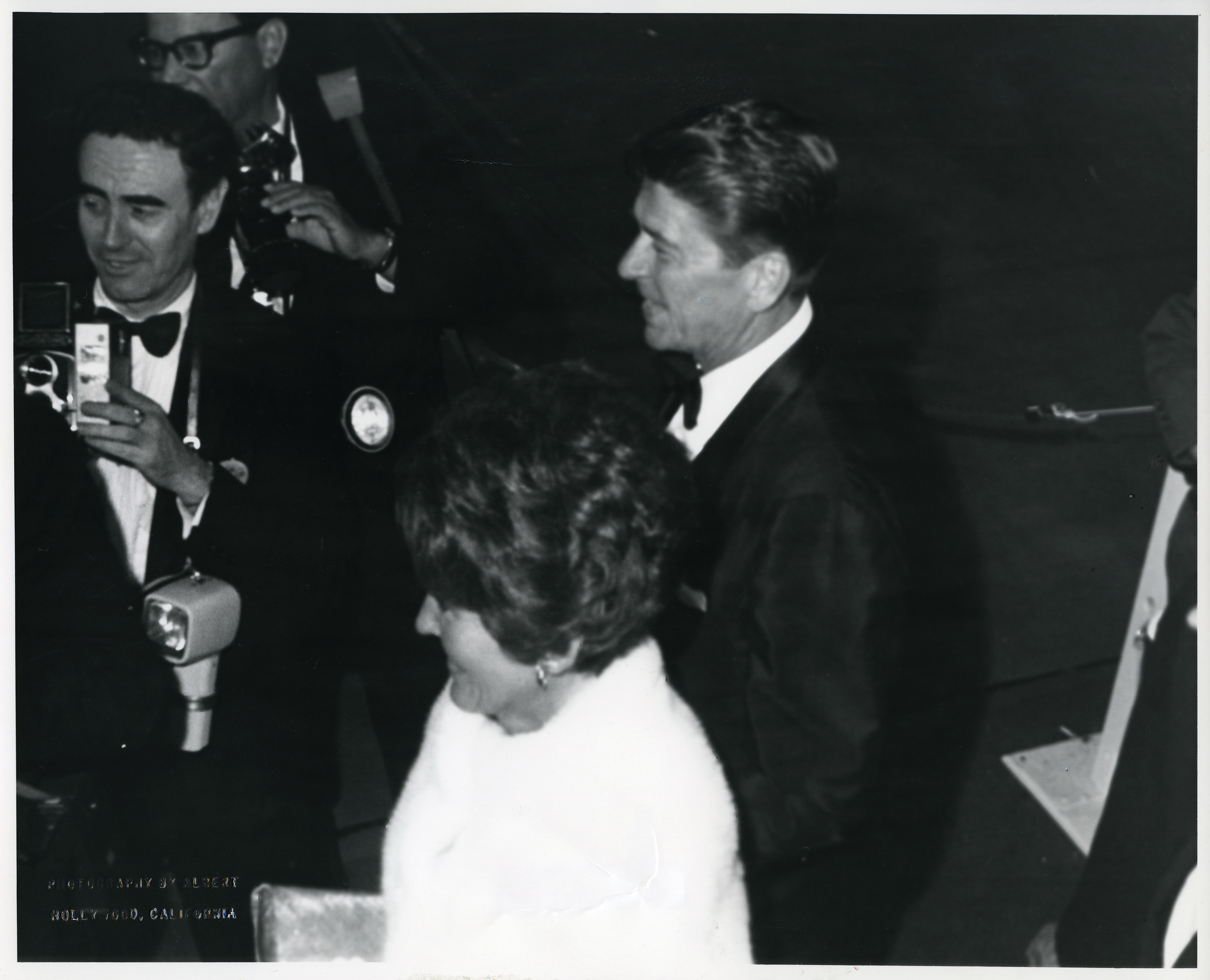 Governor Ronald Reagan and Nancy Reagan at Hollywood movie premiere