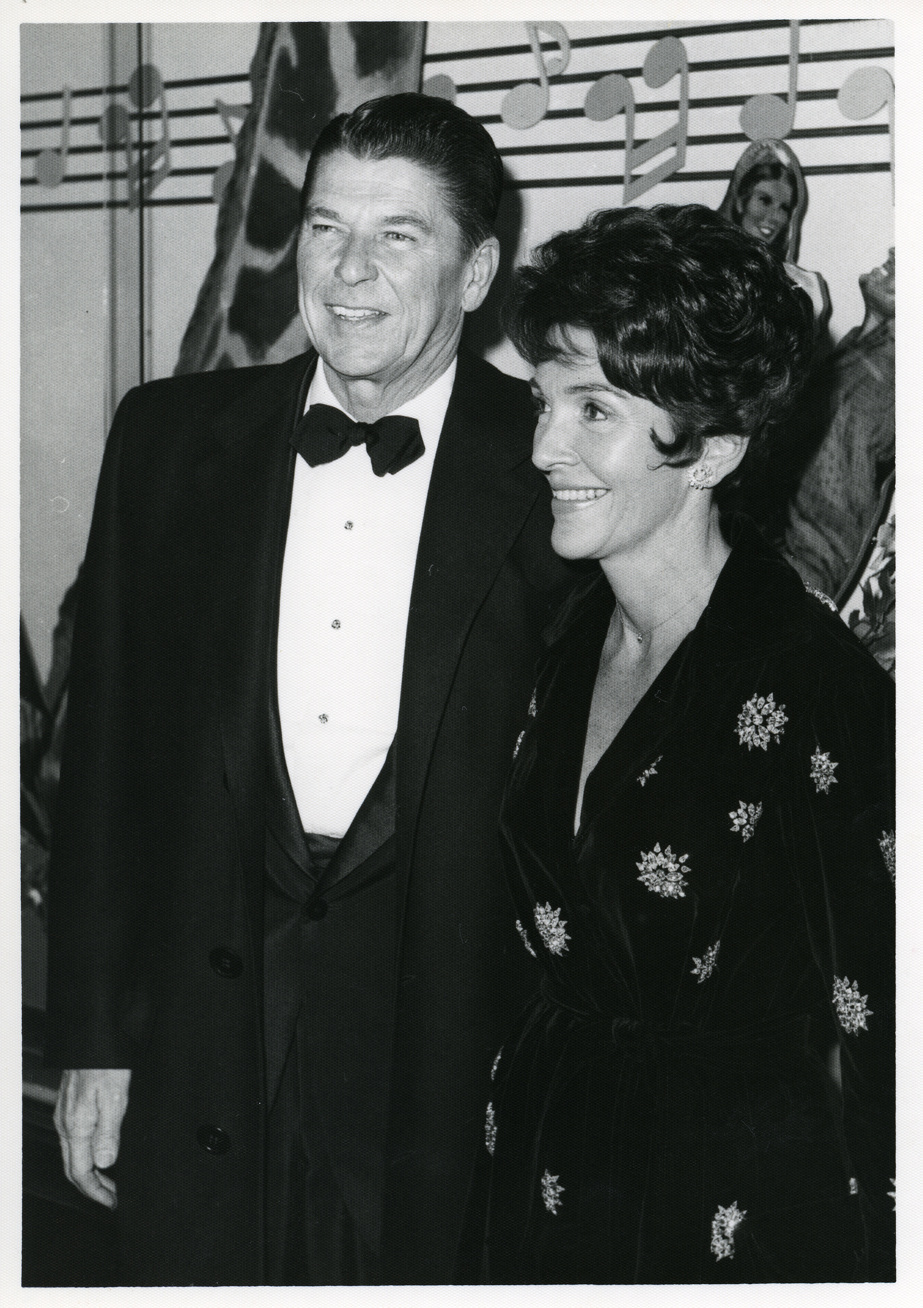 Ronald Reagan and Nancy Reagan at “Dr. Doolittle” movie premiere