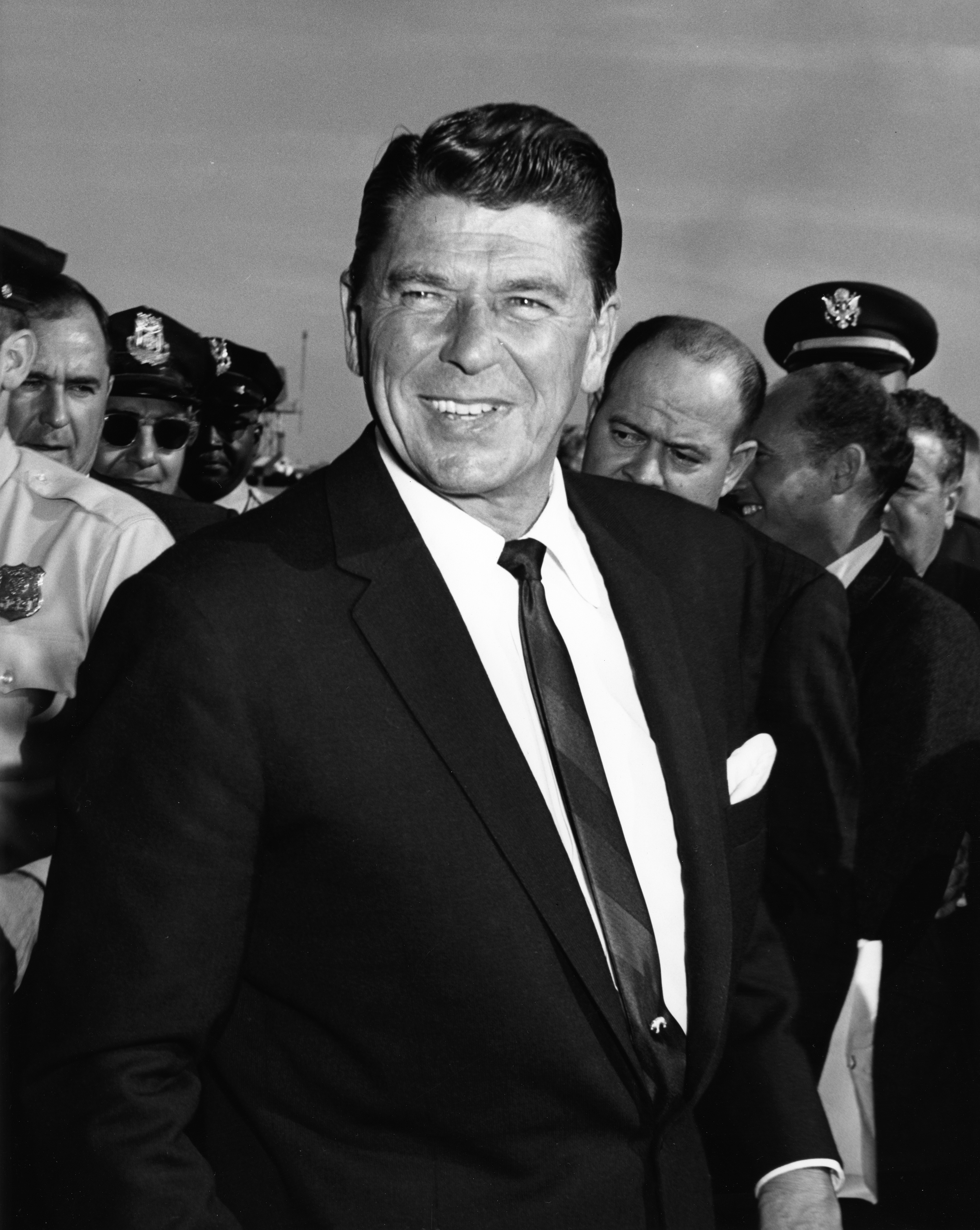 Governor Ronald Reagan, Lyn Nofziger