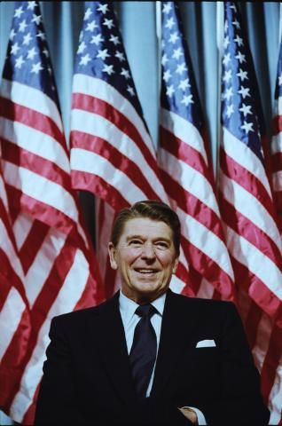 2-8-1982 President Reagan speaking with a flag background a rally for Senator David Durenberger