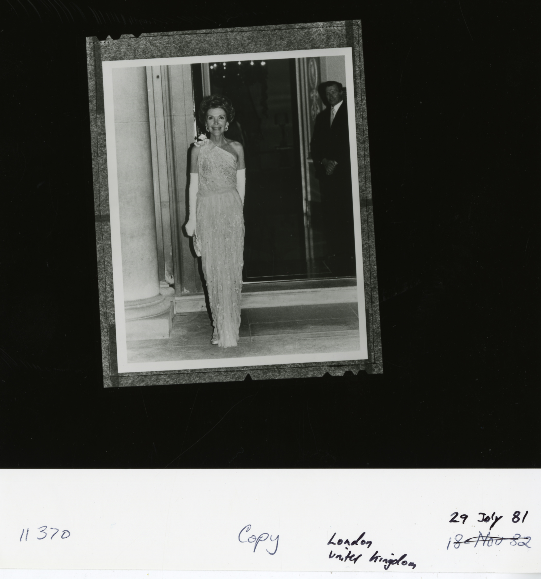 11370.jpg nancy reagan