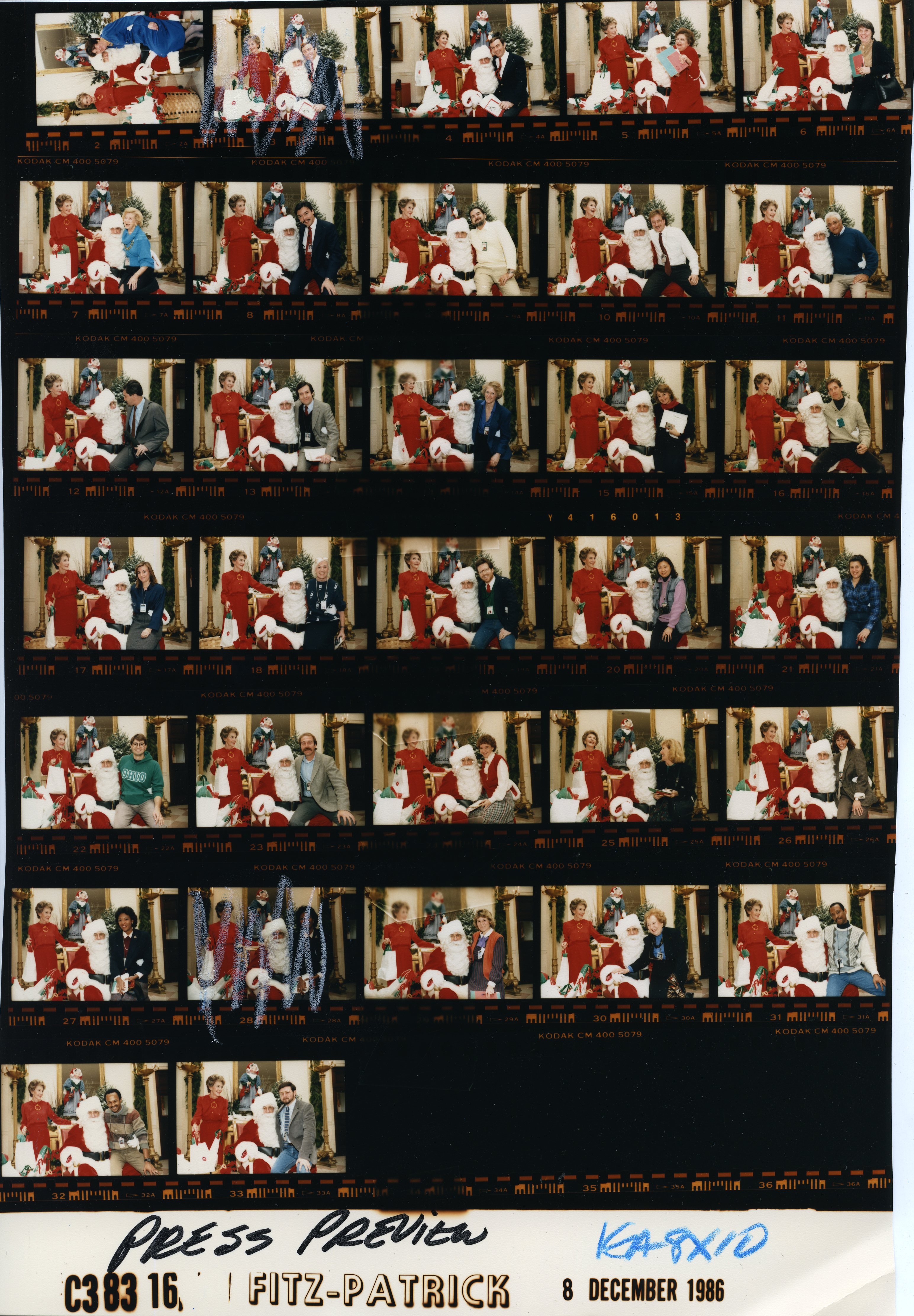 C38316.jpg christmas decorations press preview