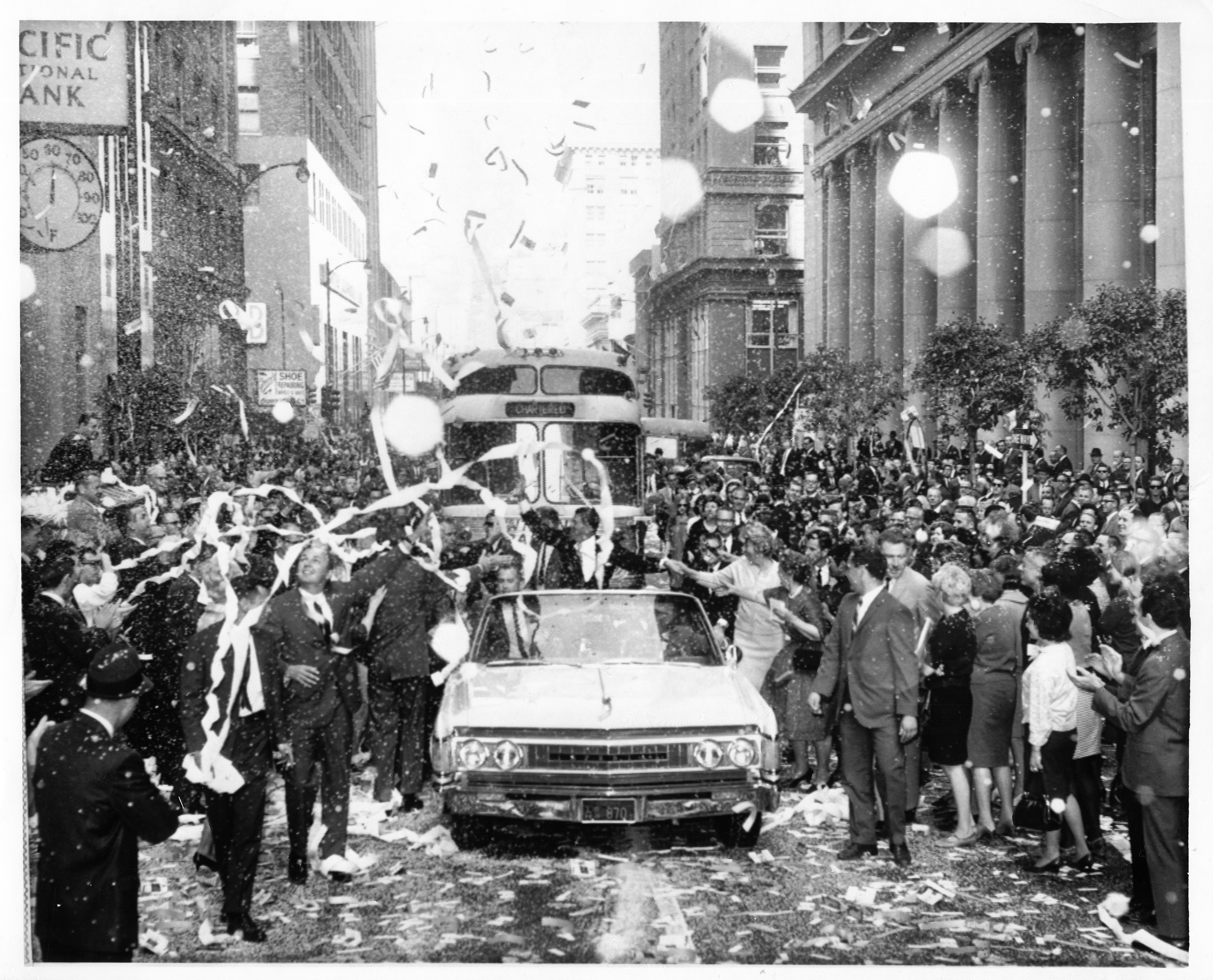 AVC192.jpg Reagan in parade