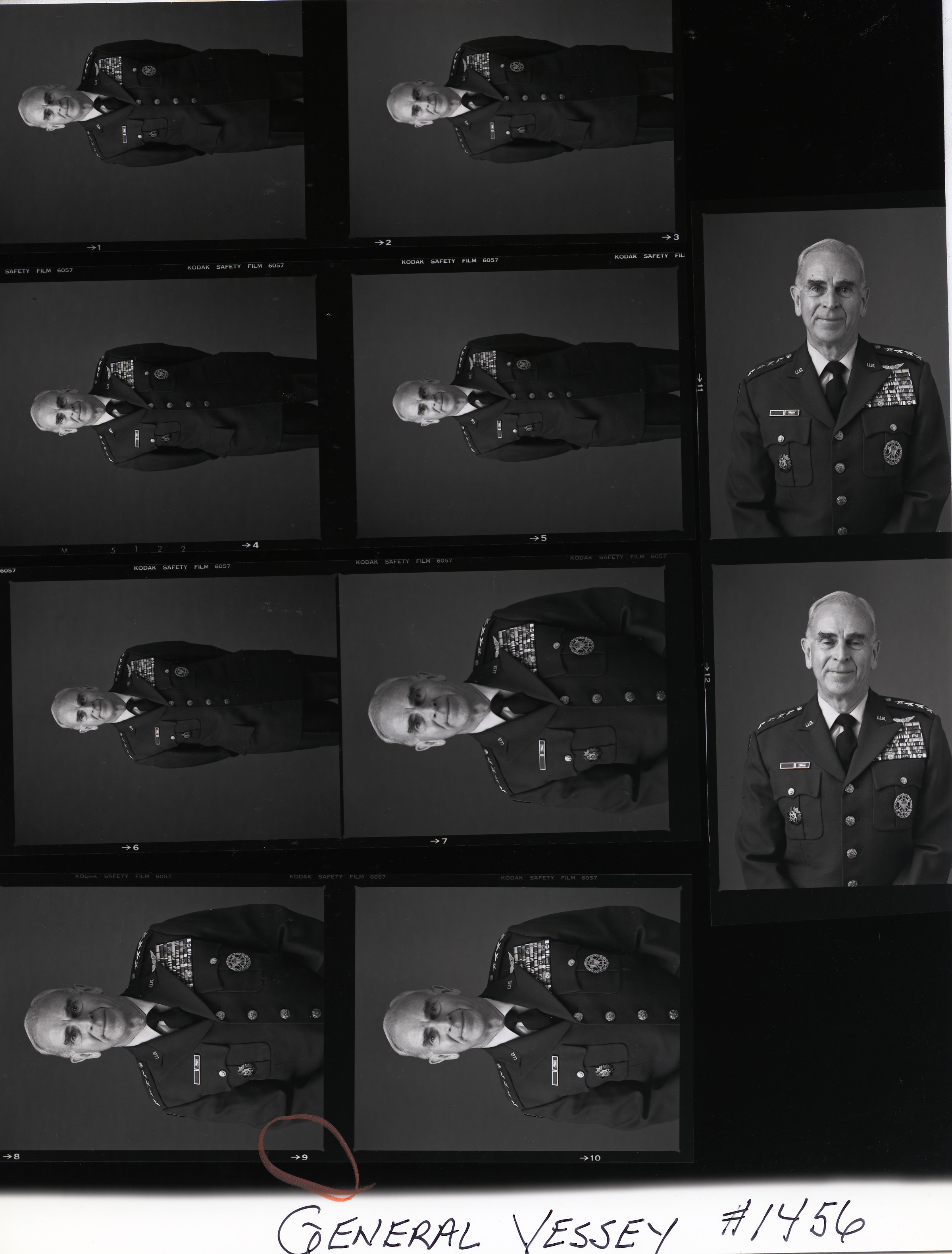 ME1456.jpg John Vessey