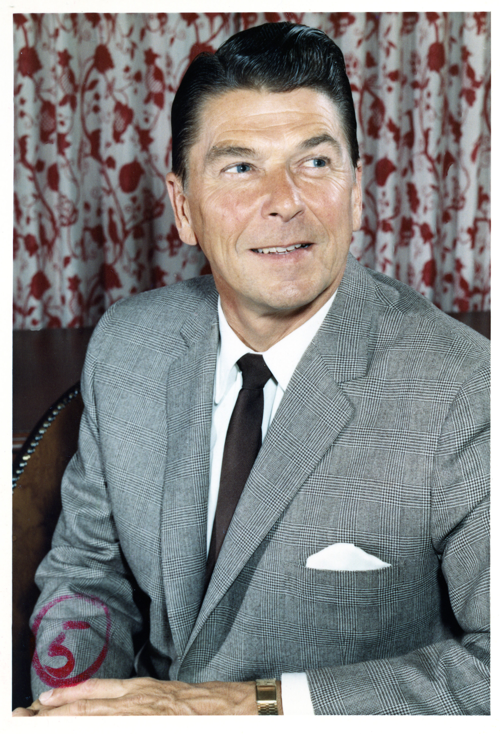 KD184.jpg Ronald Reagan portrait