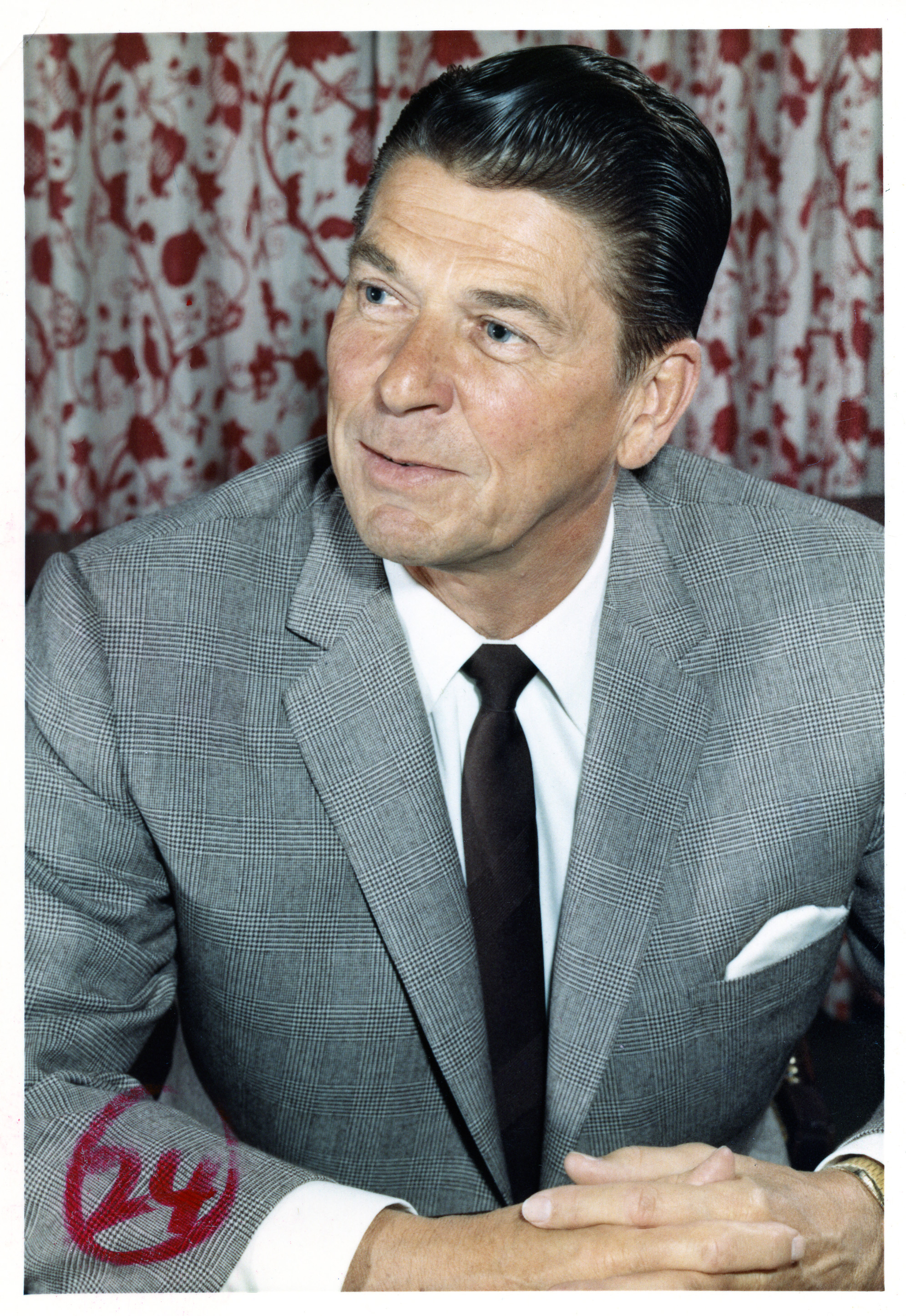 KD185.jpg Ronald Reagan portrait