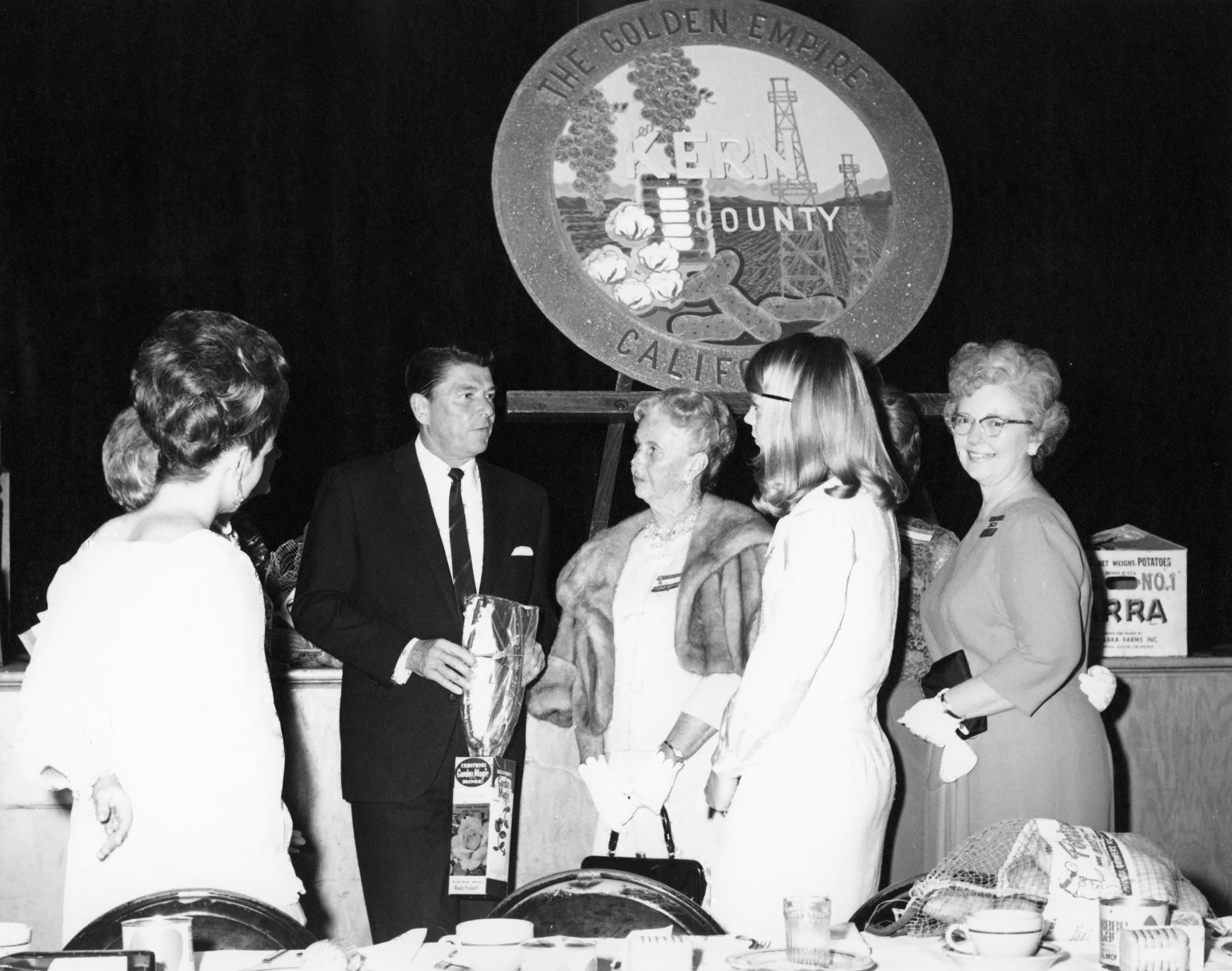 KD46.jpg Ronald Reagan