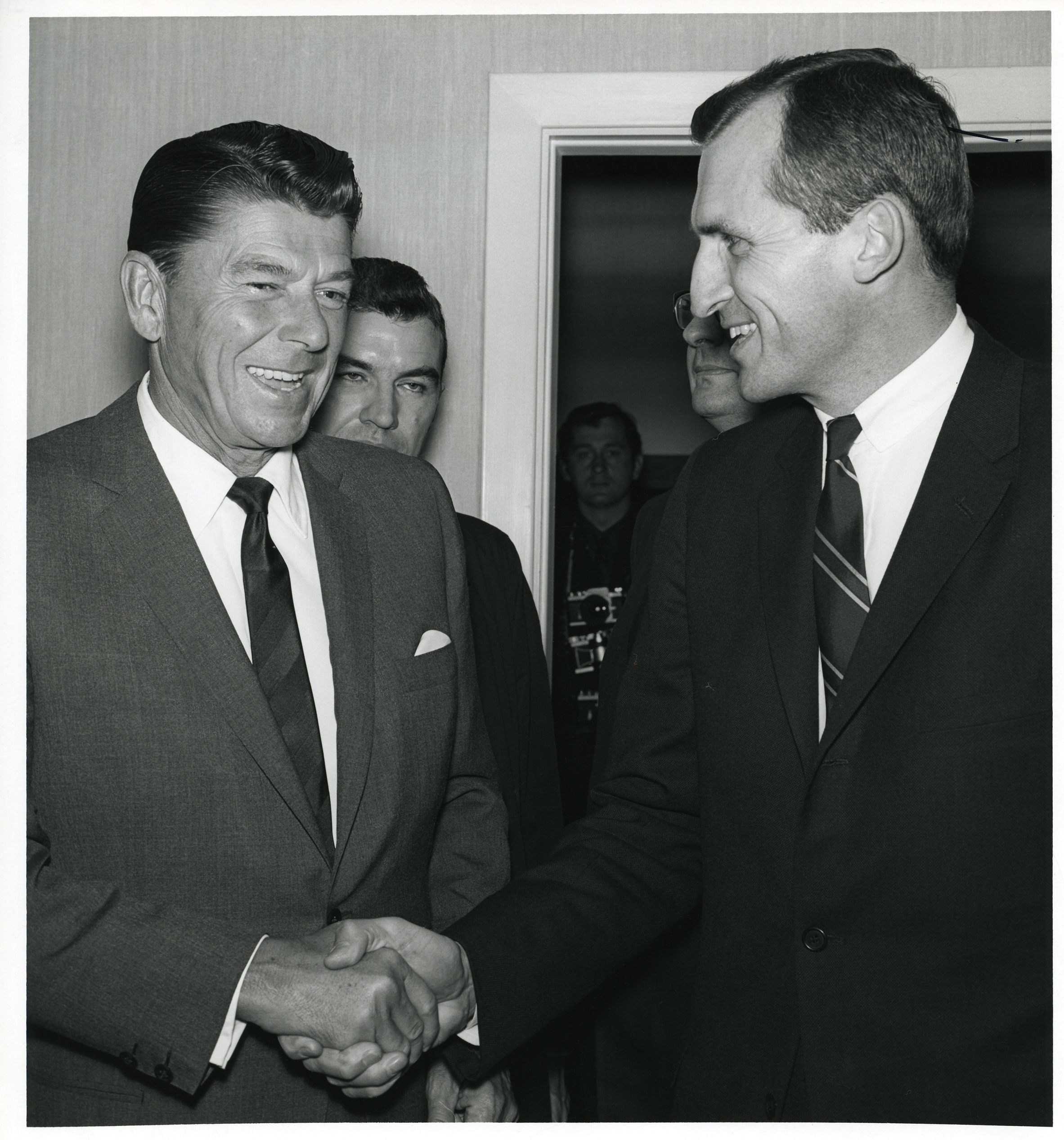 KD87.jpg Ronald Reagan and Vern I. McCarthy, Illinois State Chamber of Commerce Luncheon