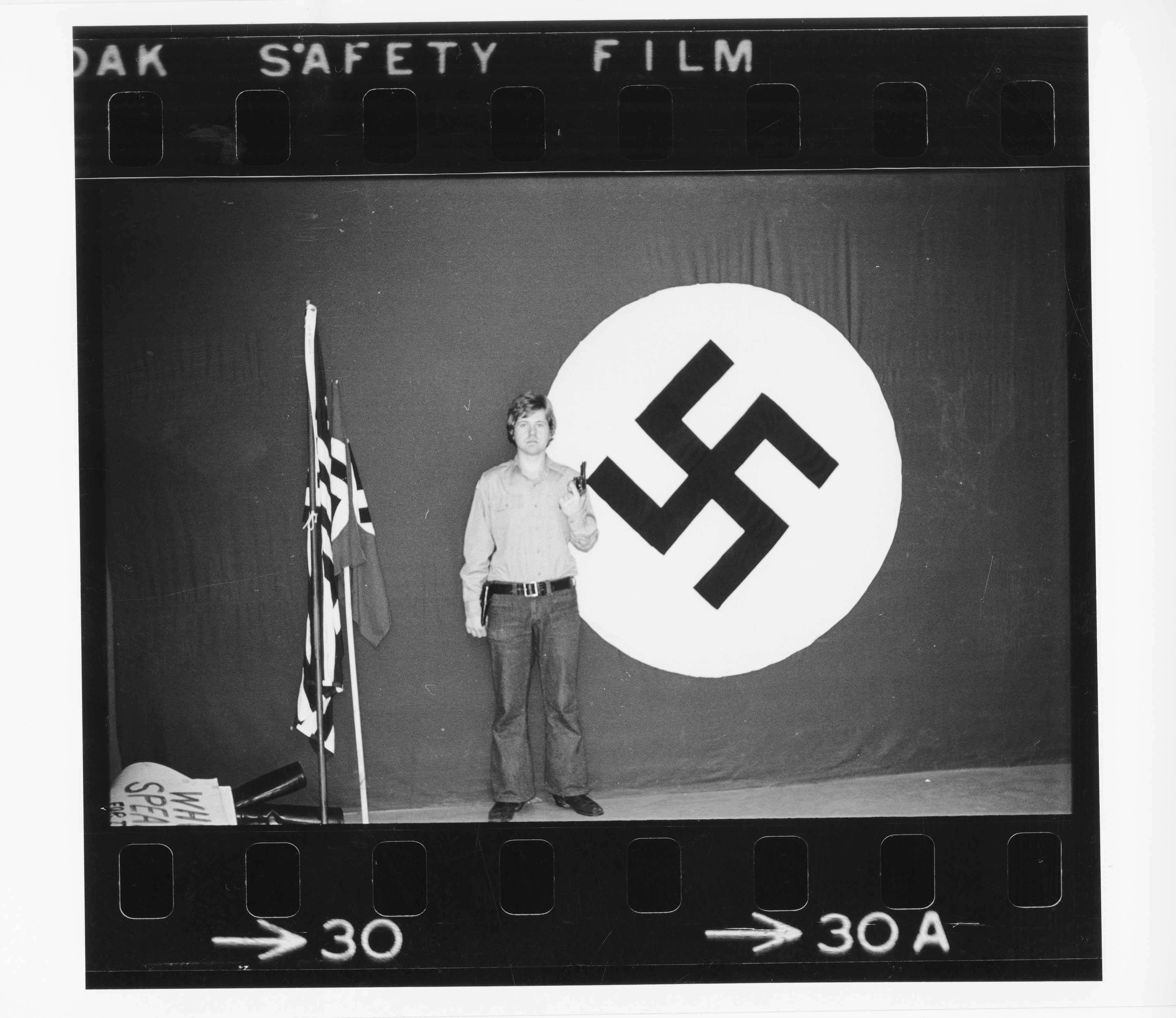 jhj-285.jpg Hinckley swastika
