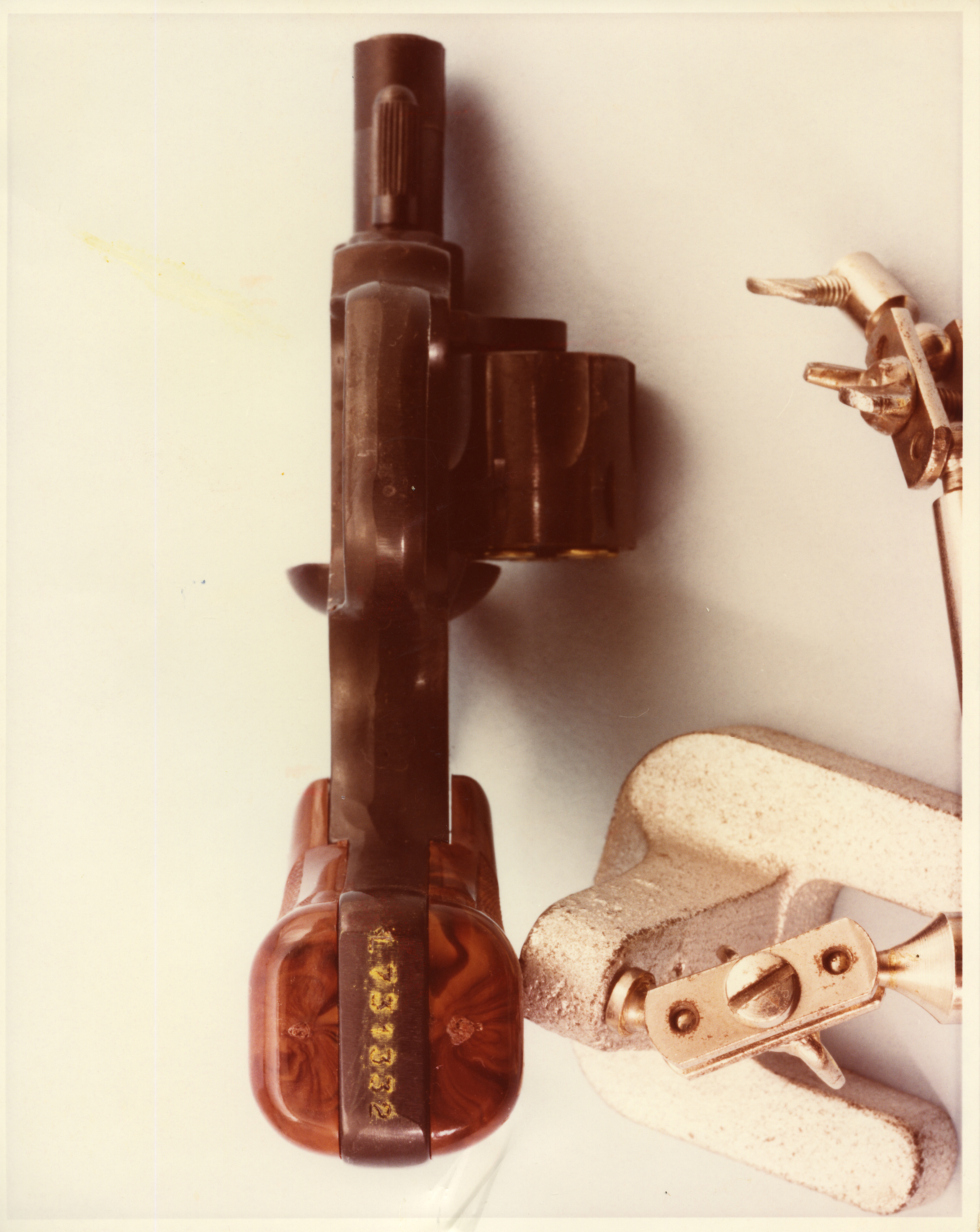 rr-jhj-210.jpg gun