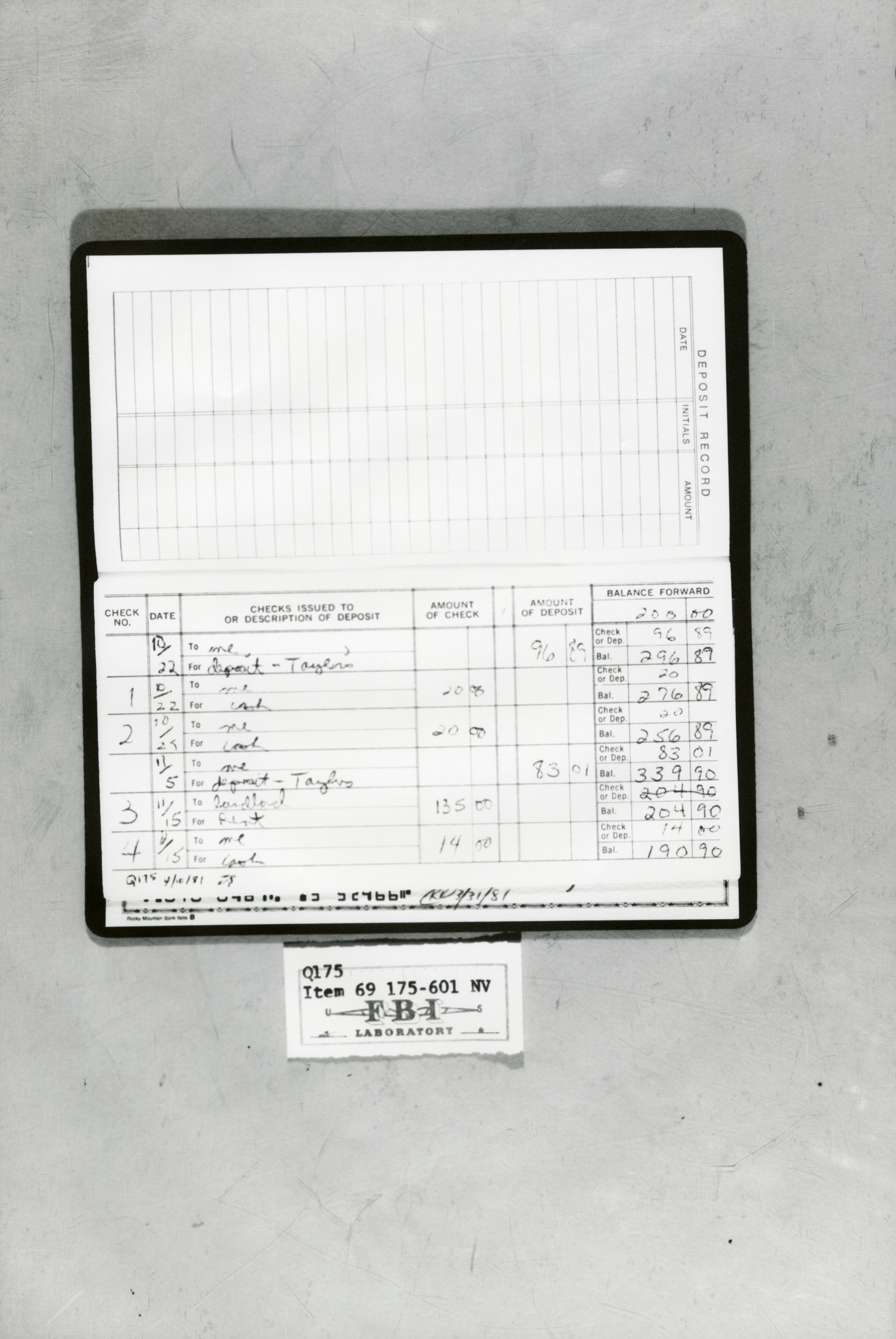 rr-jhj-424.jpg checkbook