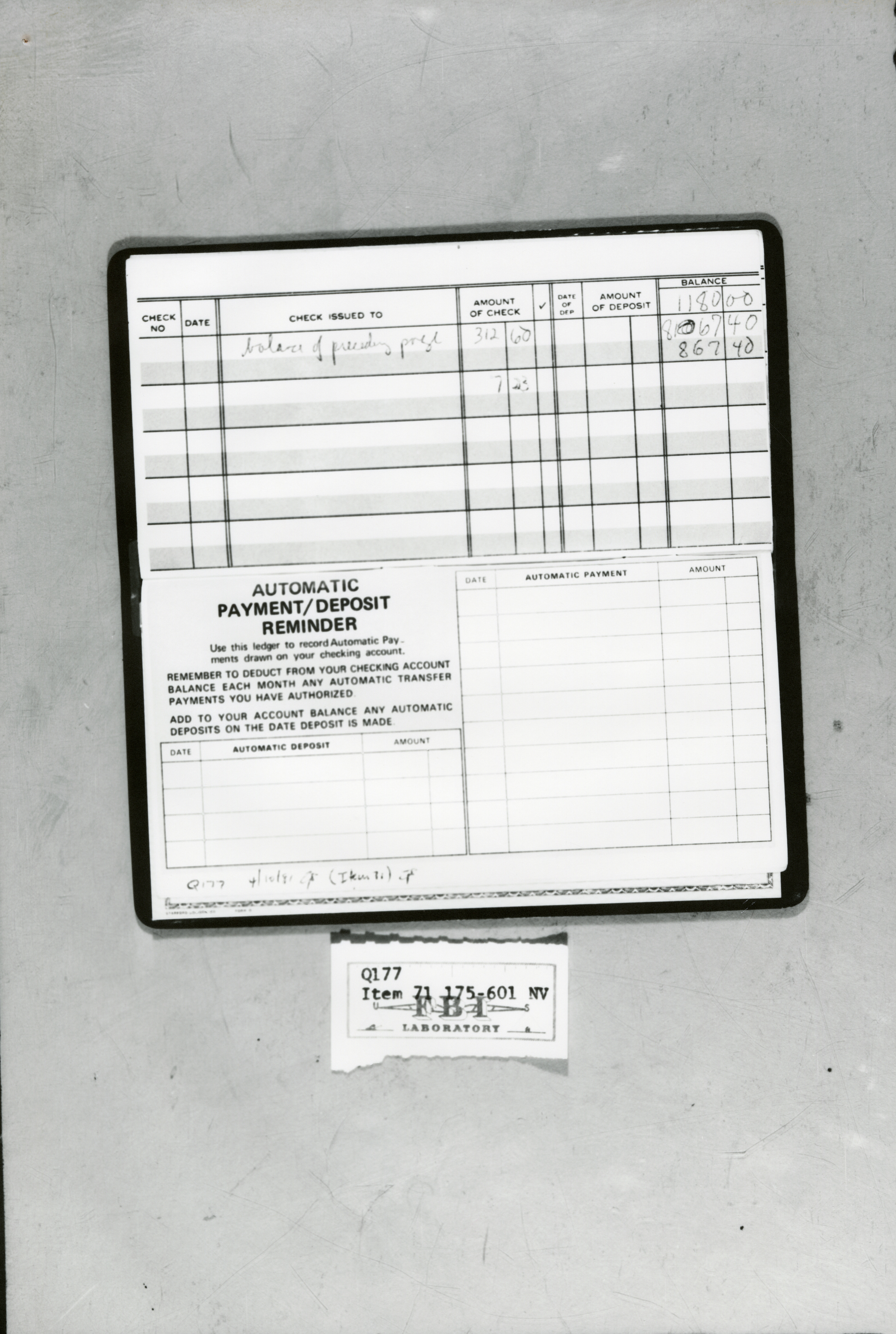 rr-jhj-434.jpg checkbook