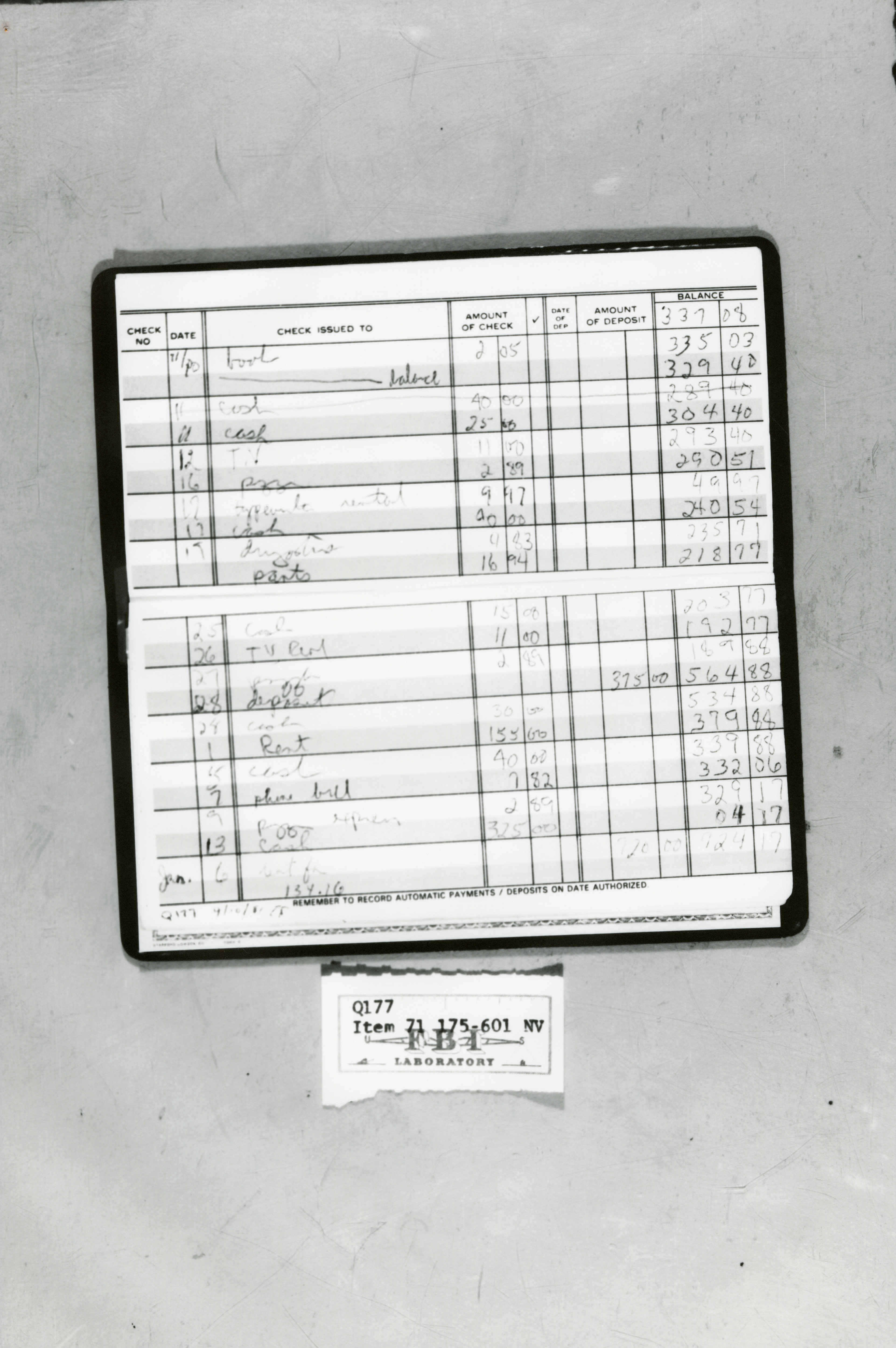 rr-jhj-442.jpg checkbook