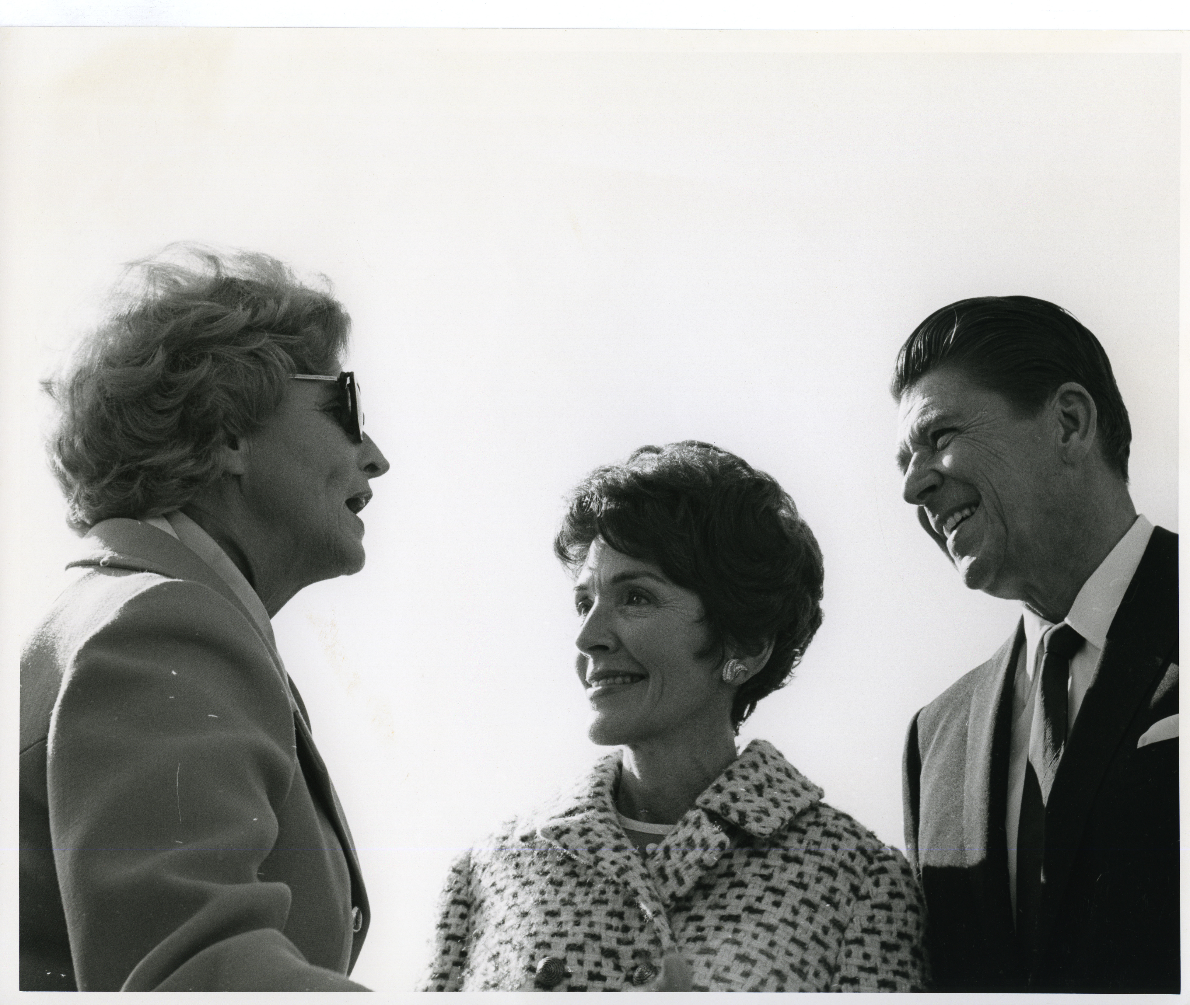 rr-comp03-photo-026.jpg pat nixon