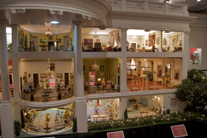 Previous Exhibits Ronald Reagan Presidential Library - 