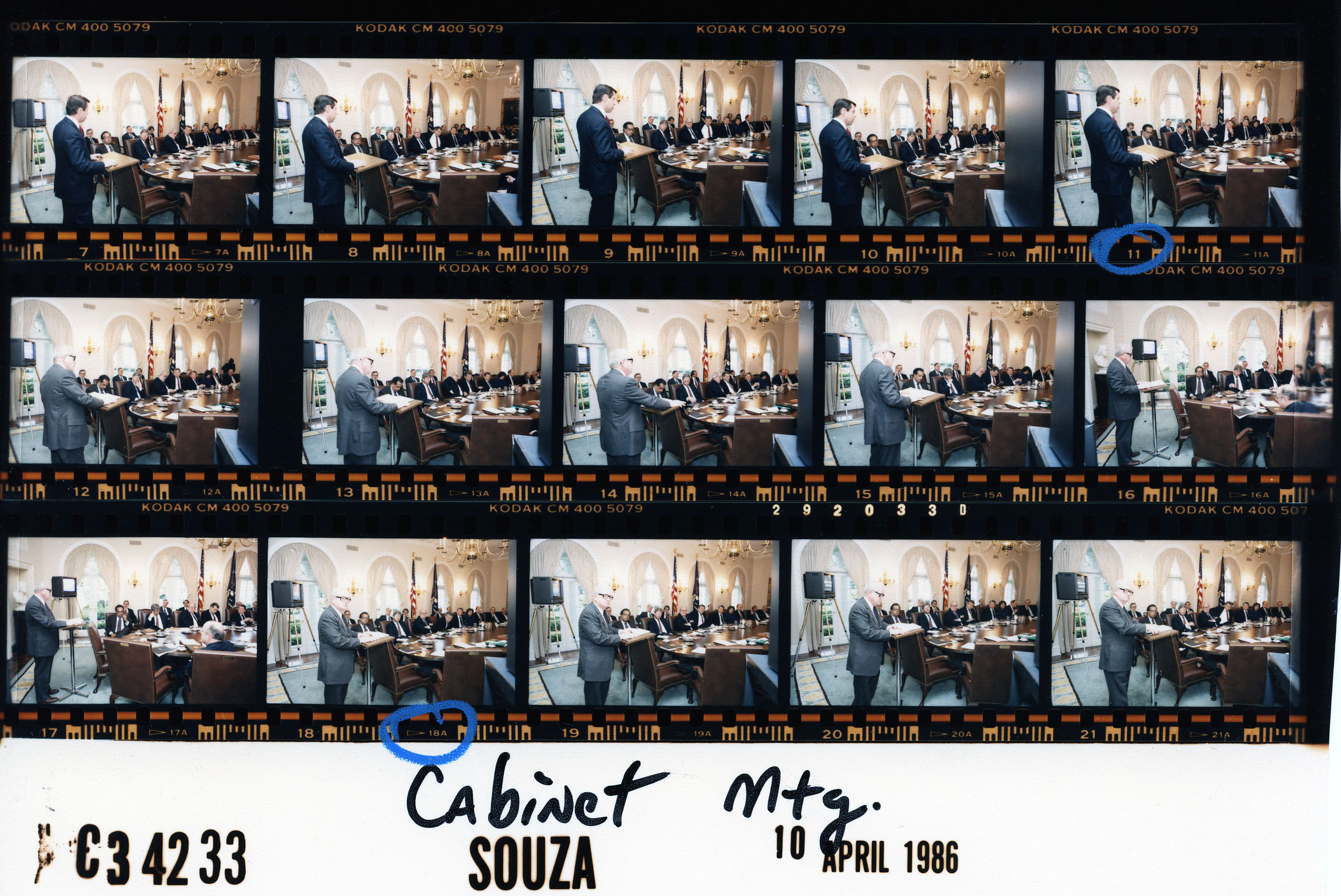 C34233 (01)