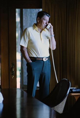 telephone
