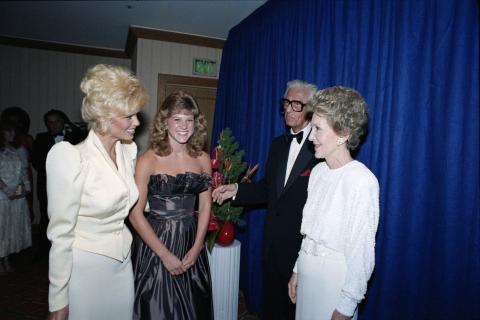 Loni Anderson