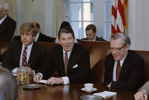 Meeting with a group of Republican Members of Congress to discuss the 1984 budget of the United States