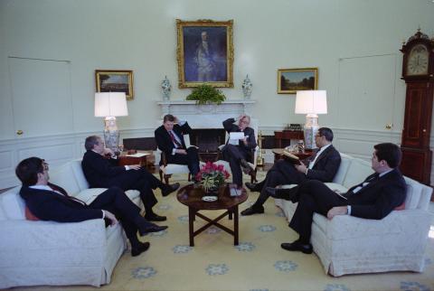 Meeting with Congressman James Wright on Aid to Nicaraguan Democratic Resistance (Contras)