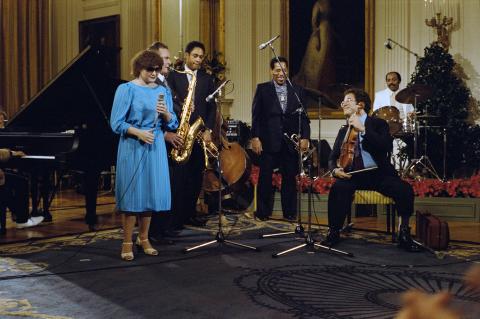 Dizzy Gillespie, Stan Getz, Itzhak Perlman, Diane Schuur, Roy Haynes, Jon Faddis performing
