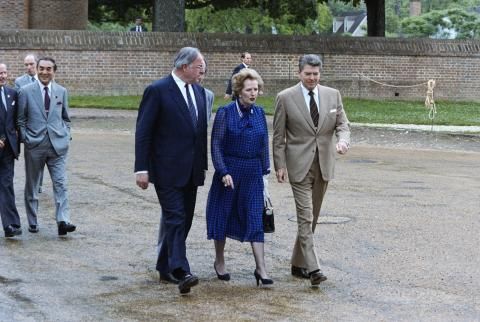 Williamsburg Economic Summit, Walking with G-7 Delegates