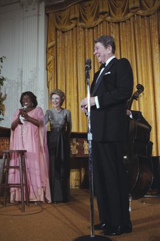 Dinner Honoring Nation's Governors, Entertainment by Sarah Vaughn