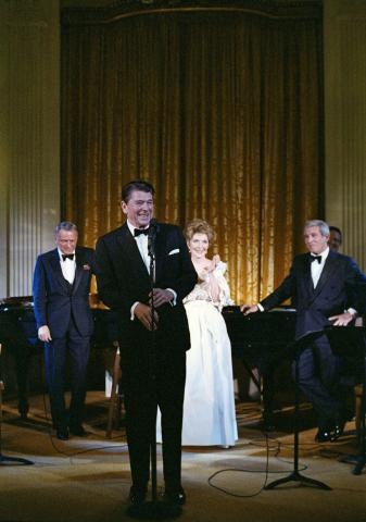 President Reagan's remarks after Frank Sinatra, Perry Como performed State Dinner for President Pertini of Italy