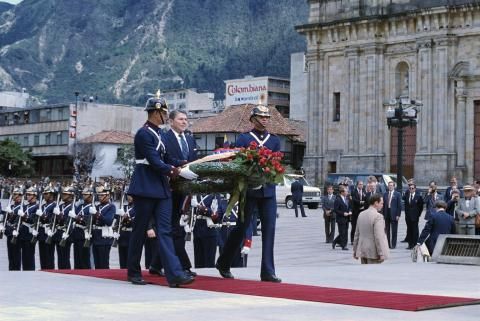 President in a Wreath Laying Ceremony at the Simon Bolivar Statue