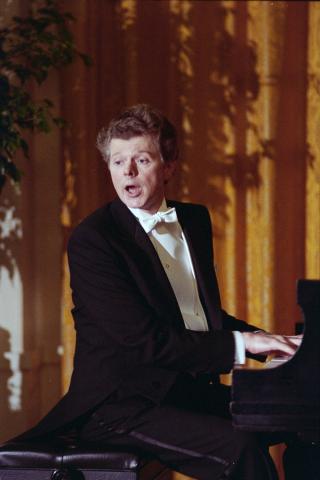 Van Cliburn
