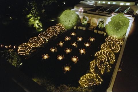 State Visit of President Ferdinand Marcos of the Philippines, State Dinner outside