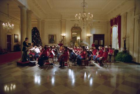 Marine band during State Visit of Prime Minister Margaret Thatcher of United Kingdom, Dinner