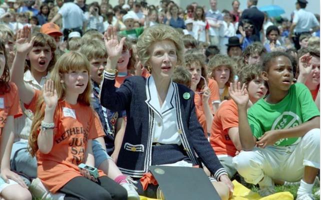 Nancy Reagan with children taking part in a “Just Say No” walk at the Washington Monument in Washington, D.C. dated 05/11/1988 NAID: 75856073
