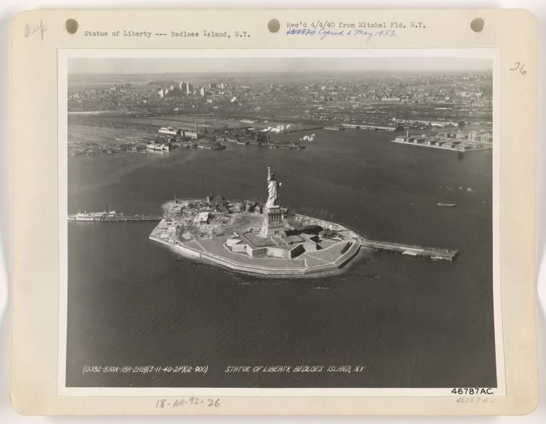 New York – Statue of Liberty “Airscapes” of American and Foreign Areas 1917-1964 Record Group 18 Records of the Army Air Forces ca. 1902-1964 NAID: 68145967