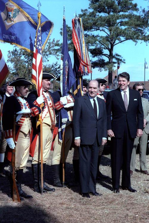President Ronald Reagan and President Francois Mitterrand of France at the Battle of Yorktown bicentennial celebration in Virginia 10/19/1981 NAID: 75856025