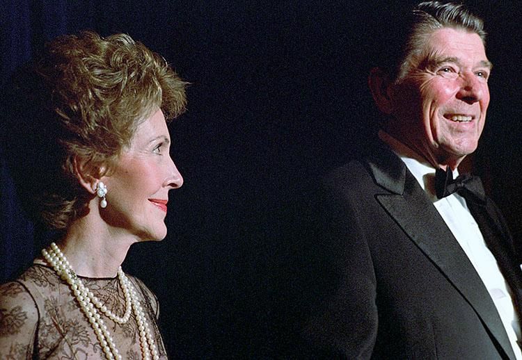 President Ronald Reagan and Nancy Reagan attending the 9th Annual Conservative Political Action Conference Dinner (CPAC) at the Mayflower Hotel in Washington, D.C. 02/26/1982 NAID: 276563429