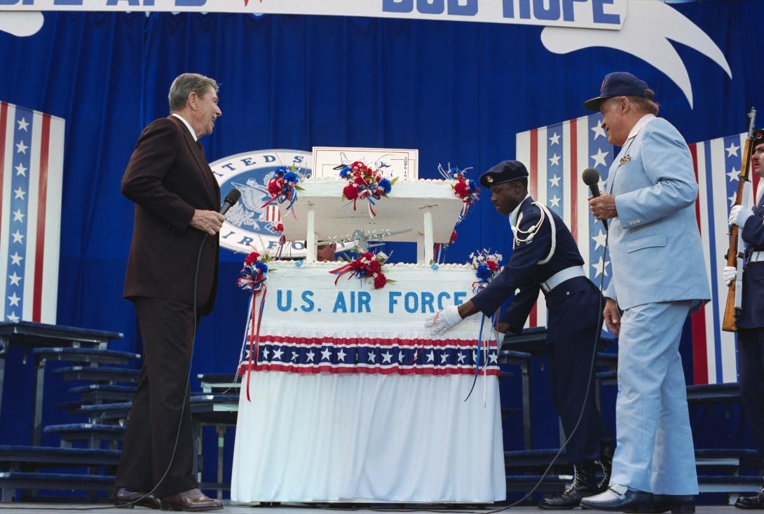President Ronald Reagan and Bob Hope at the Bob Hope’s 40th Anniversary Salute to the U.S. Air Force at the Pope Air Force Base in North Carolina 05/10/1987 