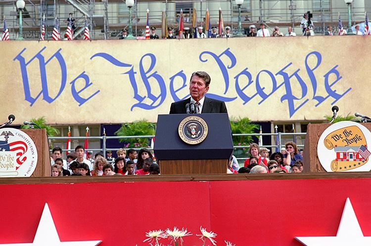 President Ronald Reagan delivering his Remarks at the Bicentennial Celebration of the U.S. Constitution at the U.S. Capitol in Washington, D.C. 09/16/1987 NAID: 276564543