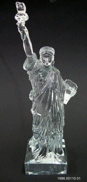Crystal Figurine, Verreries Brosse Statue of Liberty Artifact ID: 1986.00110.01 Gifter: Emmanuel de Margerie Date: c. 1983