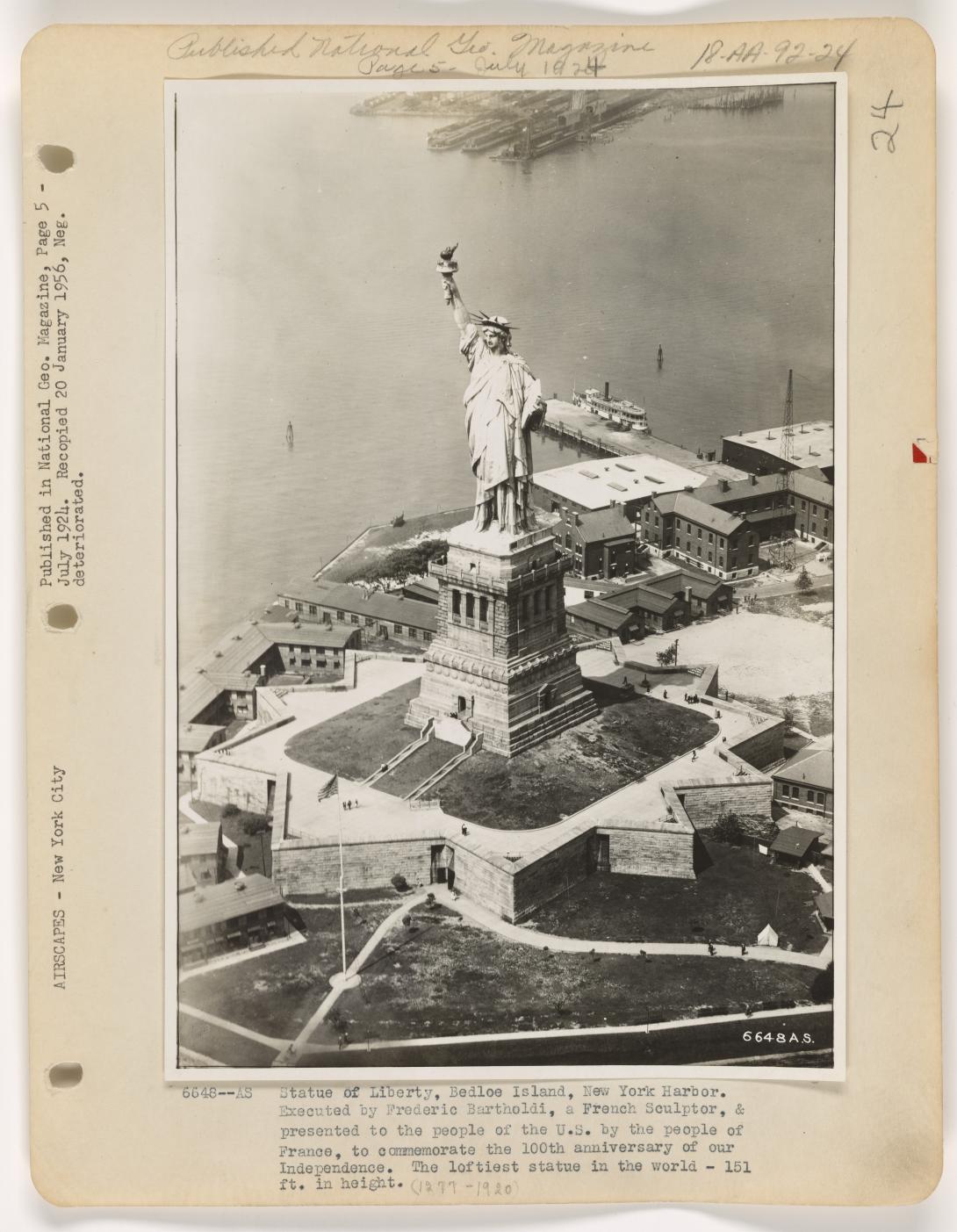 New York – Statue of Liberty “Airscapes” of American and Foreign Areas 1917-1964 Record Group 18 Records of the Army Air Forces ca. 1902-1964 Local ID: 18-AA-92-24 NAID: 68145963