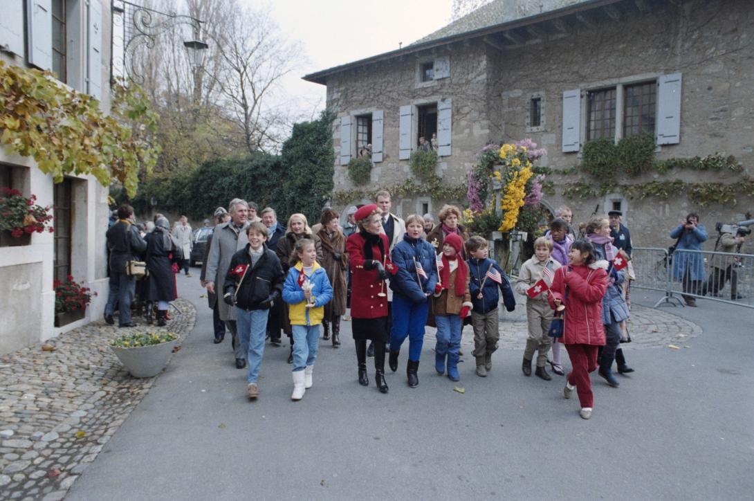 Nancy Reagan on a walking tour of St. Prex during trip to Switzerland, 11/19/1985