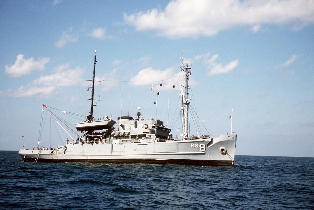 A starboard bow view of the salvage ship USS Preserver (ARS-8) during recovery operations for the Space Shuttle Challenger Record Group 330: Records of the Office of the Secretary of Defense 1921-2008 Series: Combined Military Service Digital Photographic Files 1982-2007 Produced: January 1, 1986. Local ID: 330-CFD-DN-ST-86-06839. NAID: 6410171.