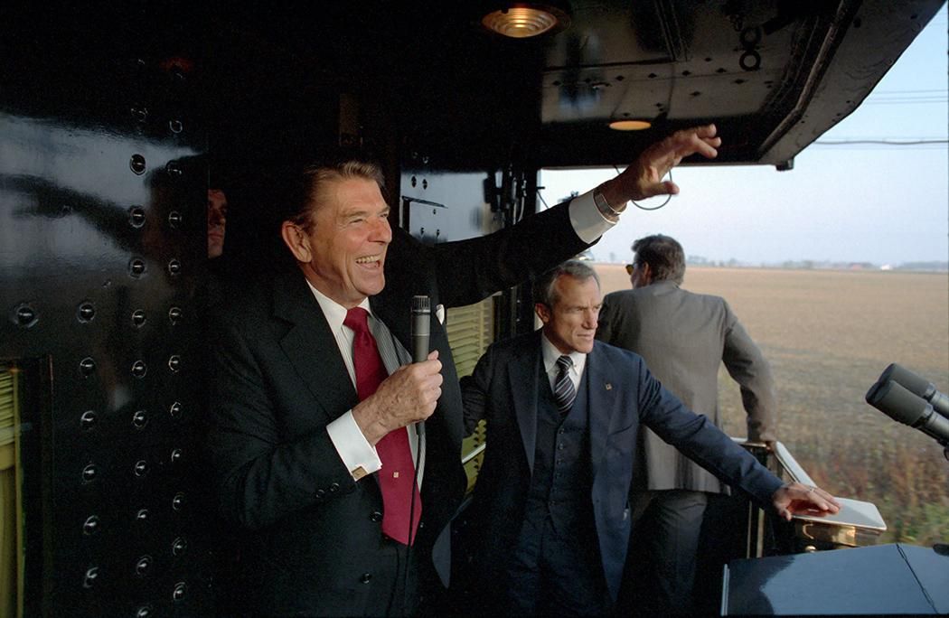 President Ronald Reagan aboard the <em>Ferdinand Magellan</em> railcar during the whistle-stop tour through Ohio 10/12/1984 